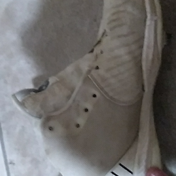 Metal Cleats - Picture 3 of 4